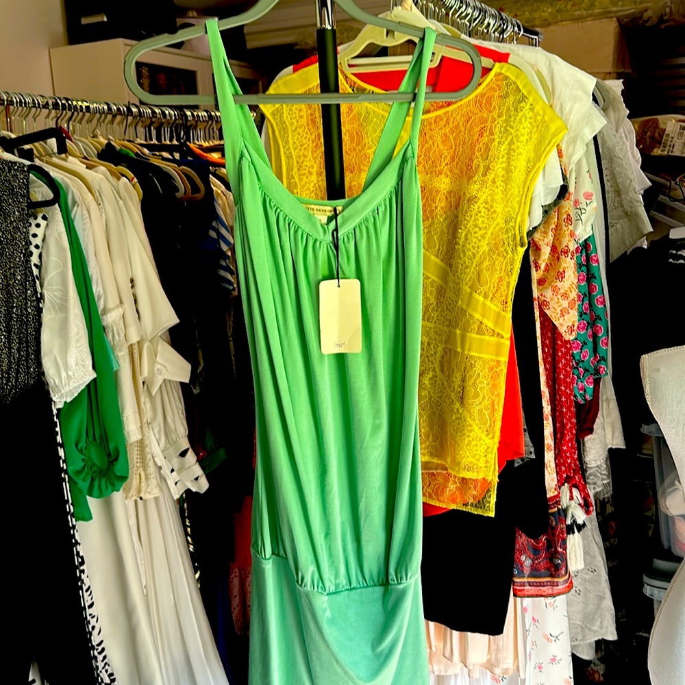 Short dress green